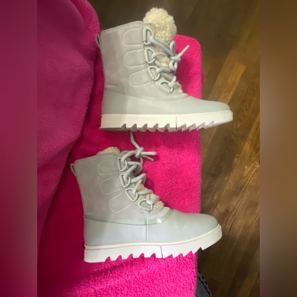 SOREL Joan of Arctic next lite lug sole boots